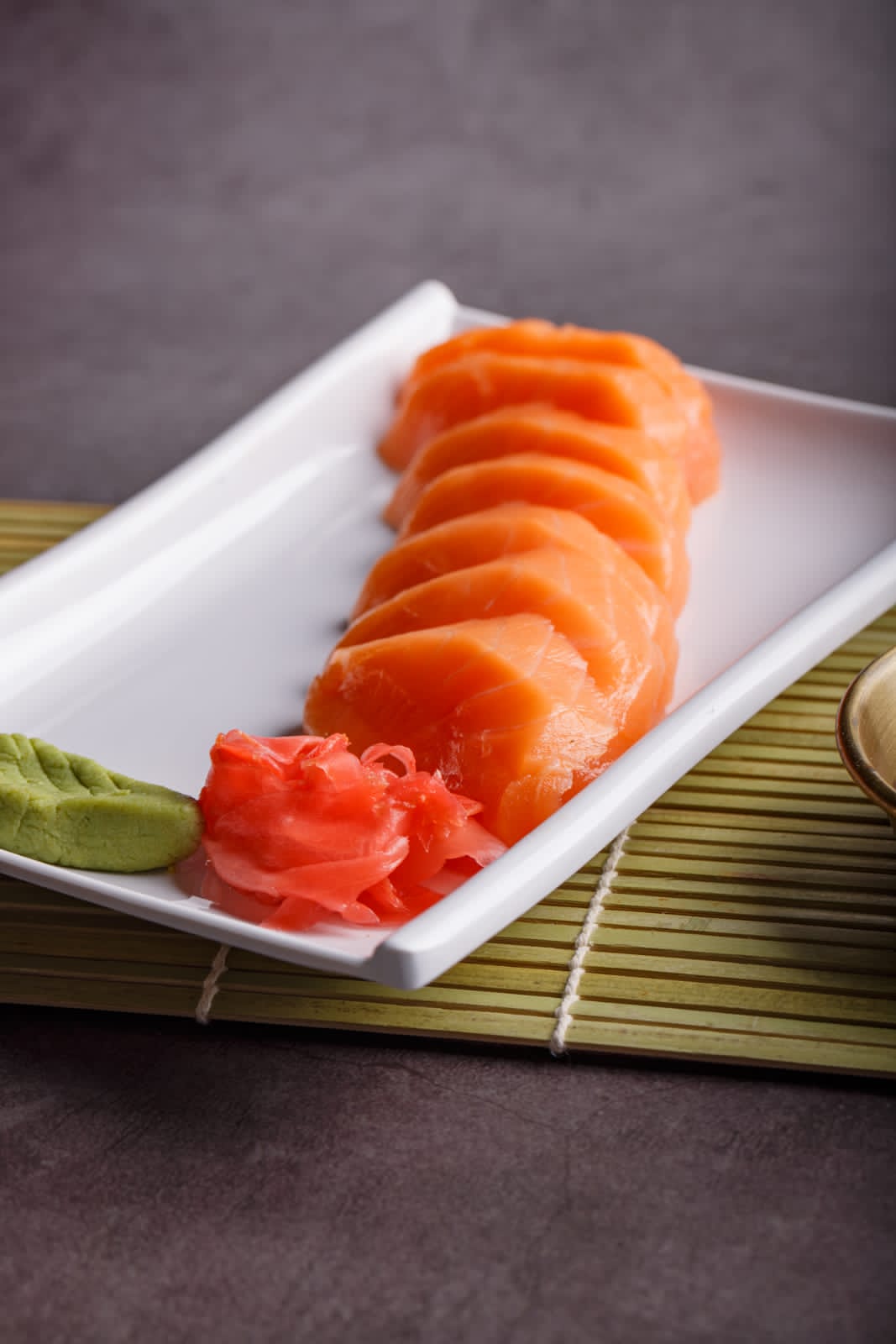 Sashimi de salmón